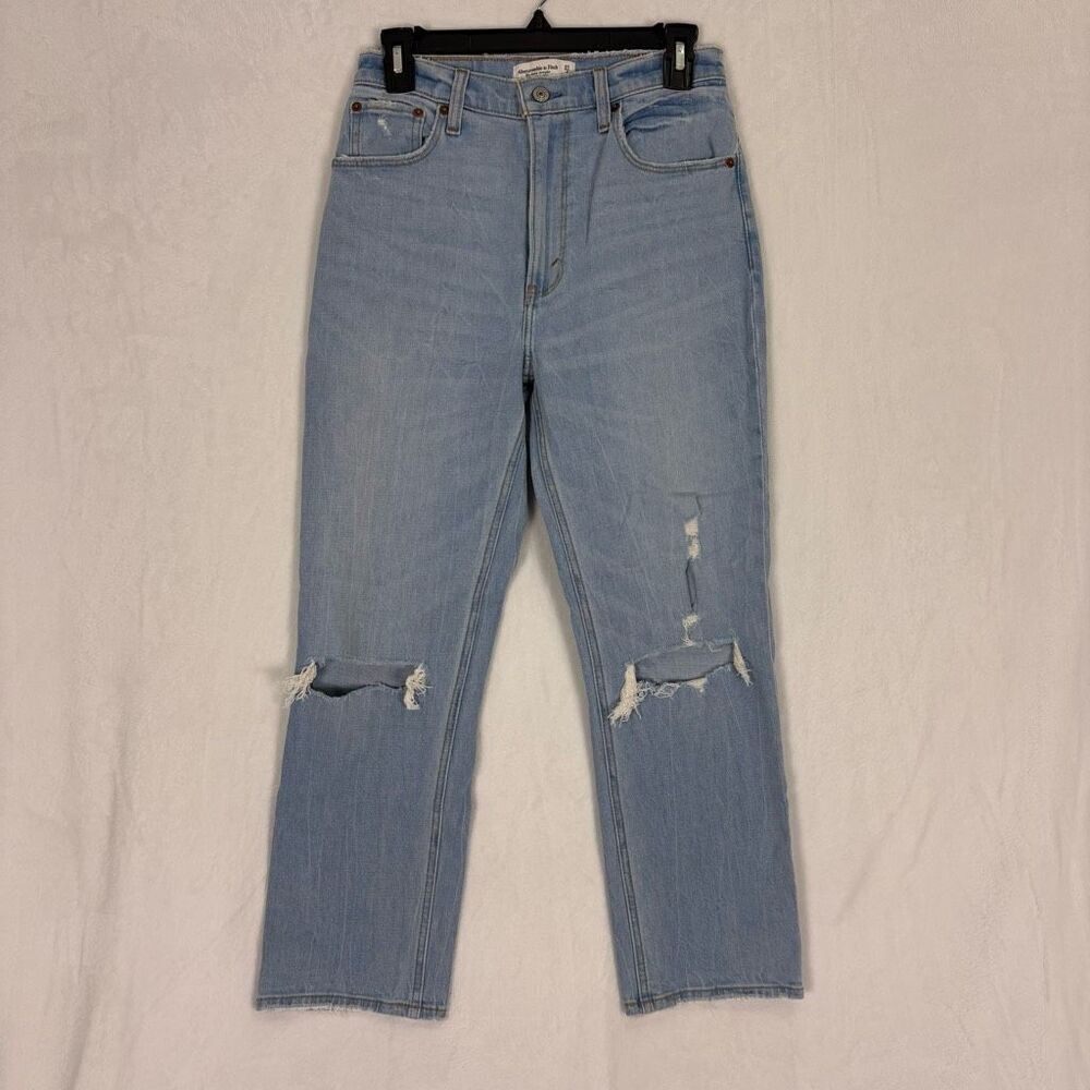 Abercrombie & Fitch The Ankle Straight Slit Knee Light Wash Jeans 27
